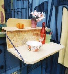 COM- site web - image mise en avant - table balcon