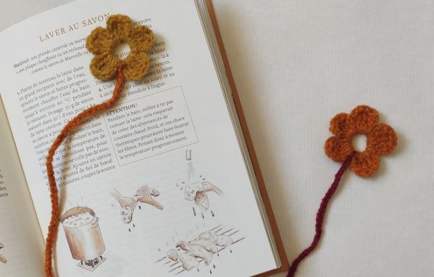 COM - header - site web - atelier crochet marque page